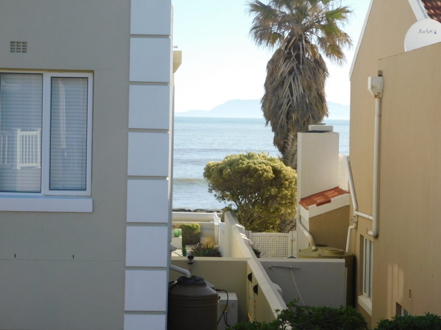 3 Bedroom Property for Sale in Harbour Island Western Cape